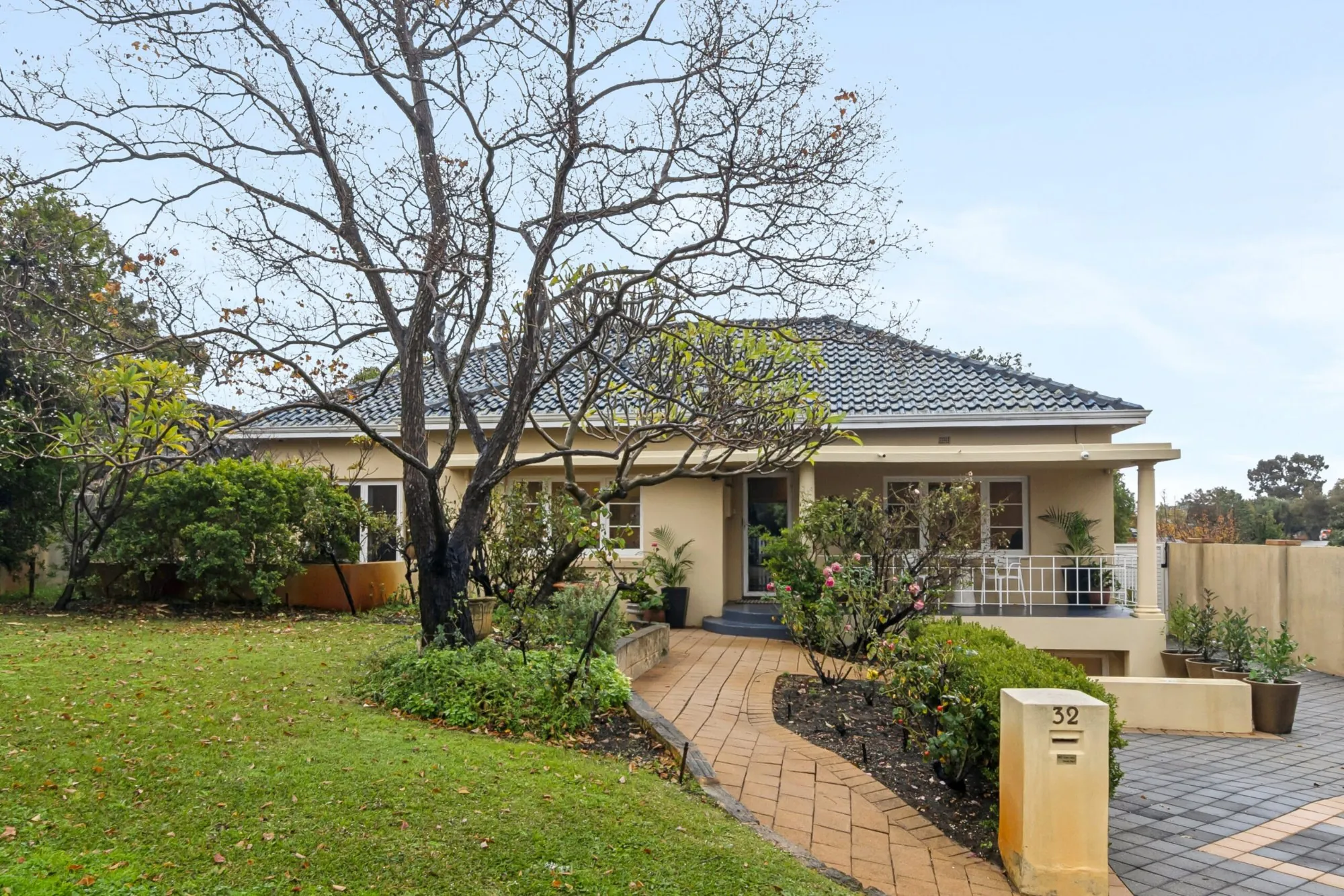 32 Meenaar Crescent, Coolbinia, photo 1